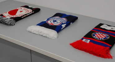 Why are scarves popular in soccer?